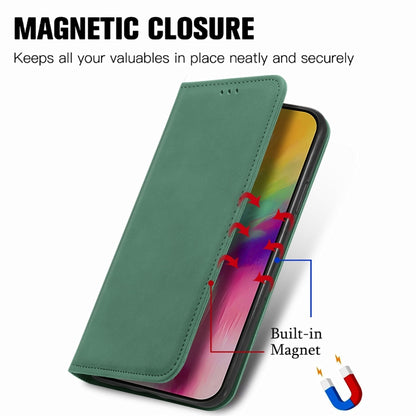 For iPhone 16 Retro Skin Feel Magnetic Flip Leather Phone Case(Green) - iPhone 16 Cases by buy2fix | Online Shopping UK | buy2fix